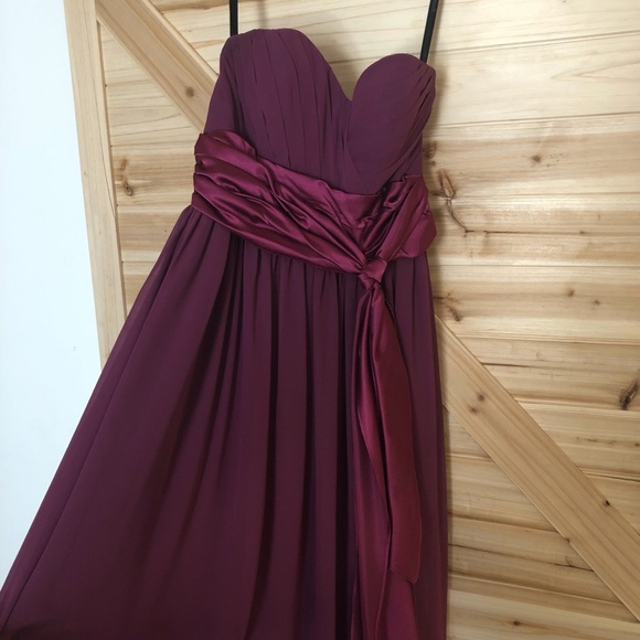 Liz Fields Floor Length Formal Dress Size 2 Berry - Picture 3 of 16